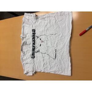 Smudge lord white t shirt with image of a  cat on the front.